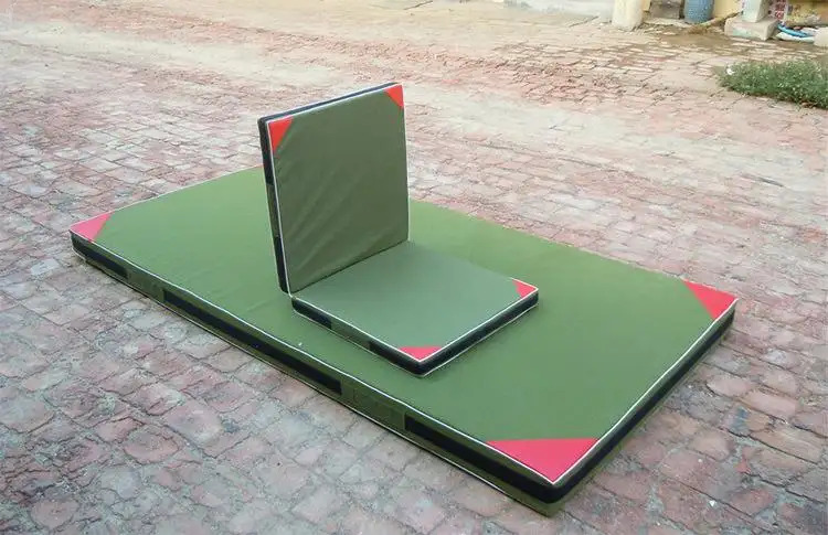 The emergence of the gymnastic mat cutting machine has helped many manufacturers to solve many press The emergence of the gymnastic mat cutting machine has helped many manufacturers to solve many press