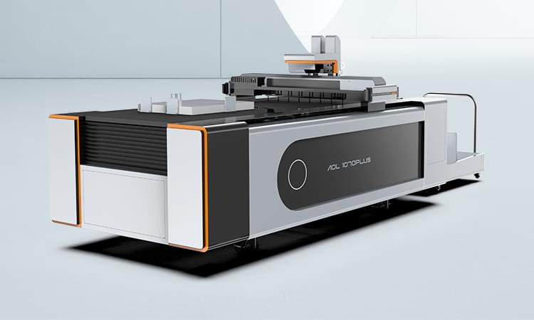 Self-adhesive label paper cutting machine Self-adhesive label paper cutting machine